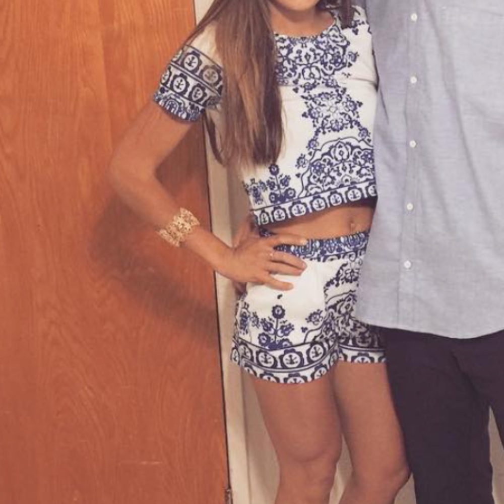 Two Piece No Brand